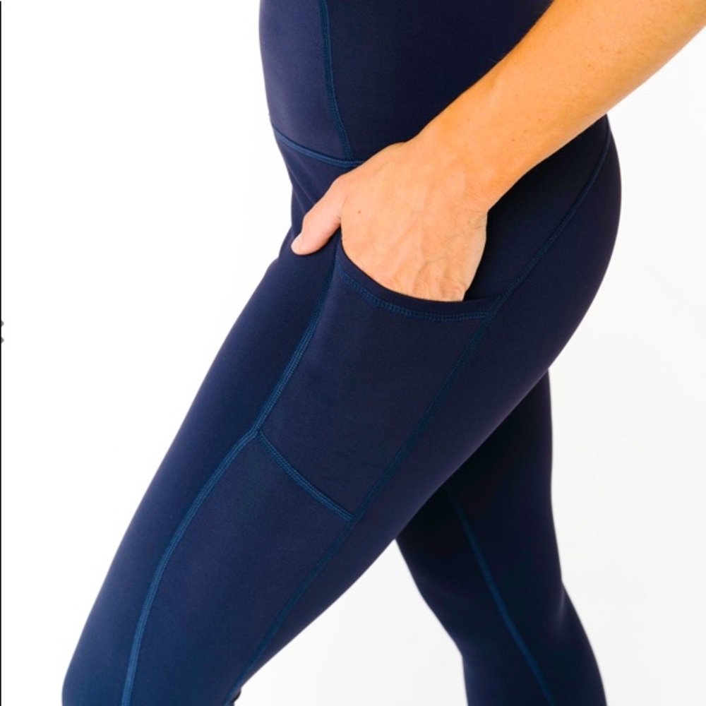 Zyia Navy Pocket Brilliant Hi-Rise Leggings